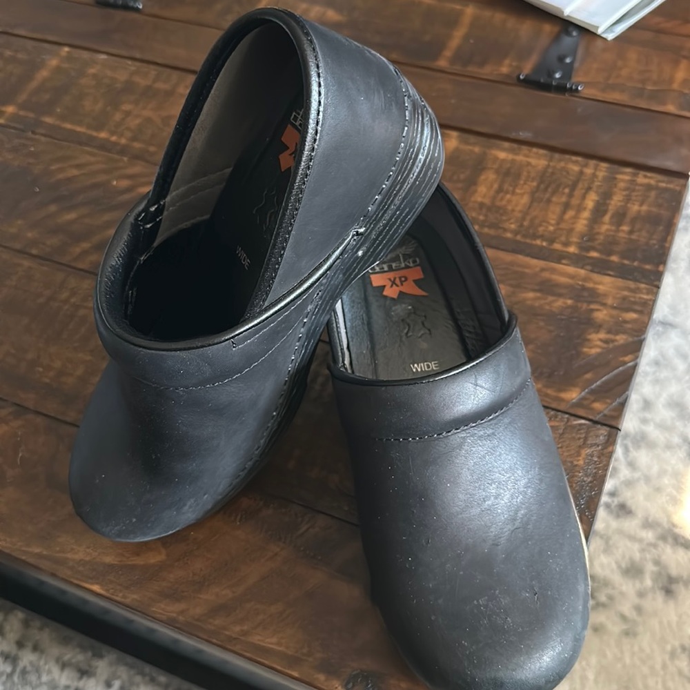 Dansko XP Professional Clog Leather Matte Black, Sz 38W, EUC